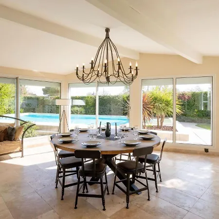 Magnificent With Private Pool