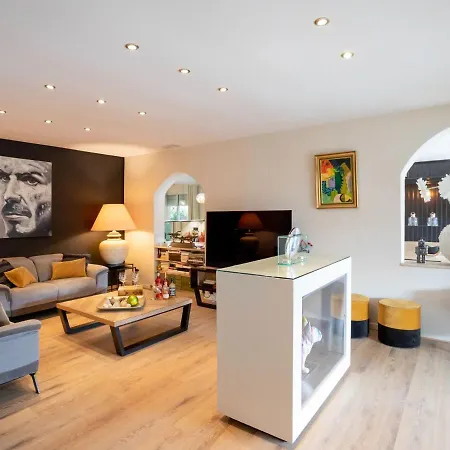 Magnificent With Private Pool Narbonne