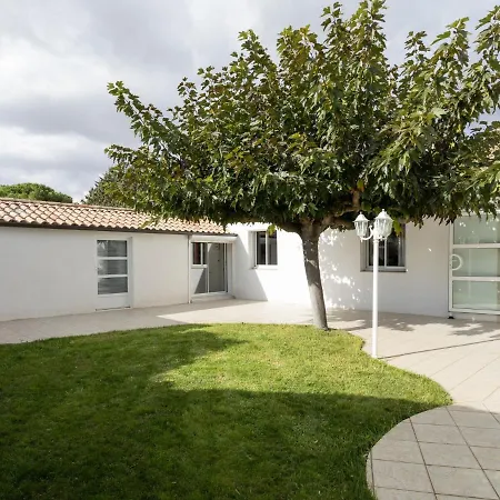 Villa Magnificent With Private Pool Narbonne