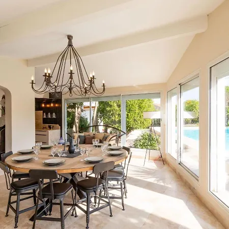 Magnificent With Private Pool