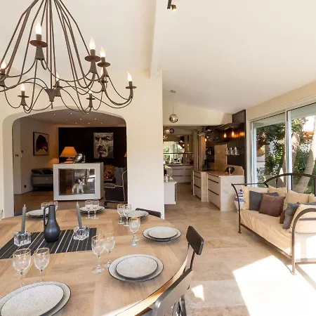 Magnificent With Private Pool Villa Narbonne