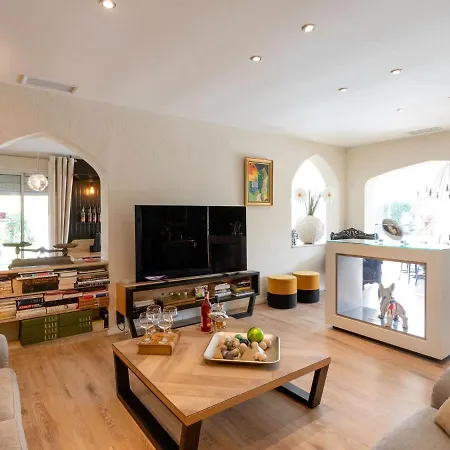 Magnificent With Private Pool Villa Narbonne