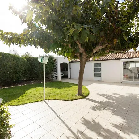 Villa Magnificent With Private Pool