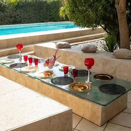 Magnificent With Private Pool 别墅 *