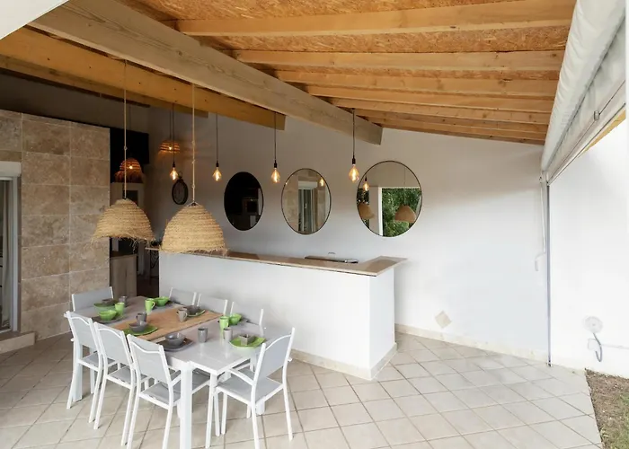 Magnificent With Private Pool *